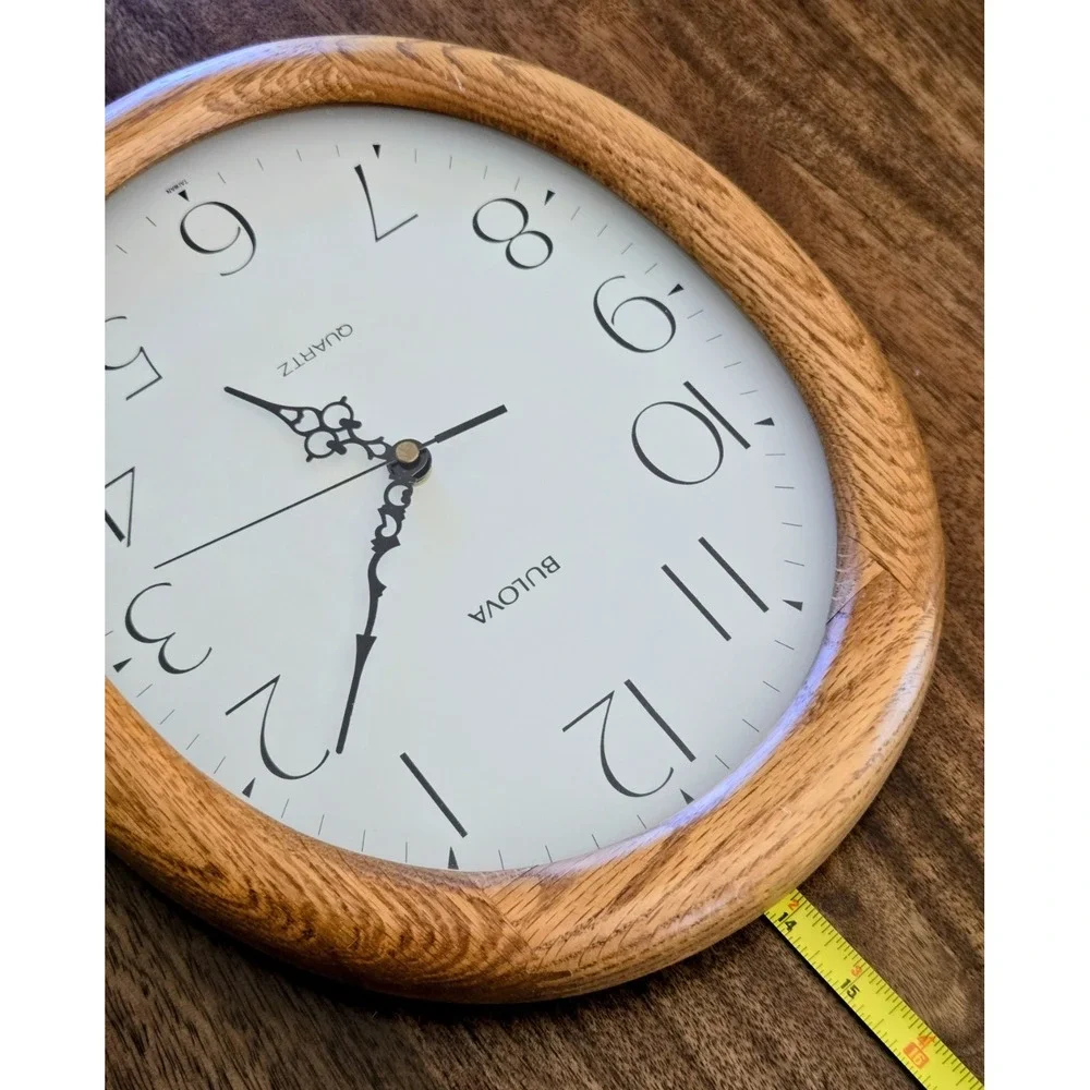 Vintage Bulova Quartz Oval Red Oak Wood Wall Clock - C4411 Taiwan - SH222-T2